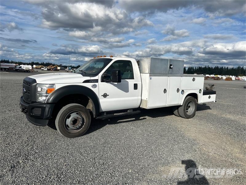 Ford F-550 XL 4x2 Utility Truck 픽업/드롭사이드