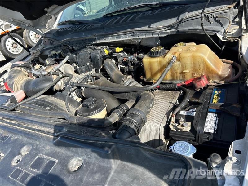 Ford F-550 XL 4x2 Utility Truck 皮卡车