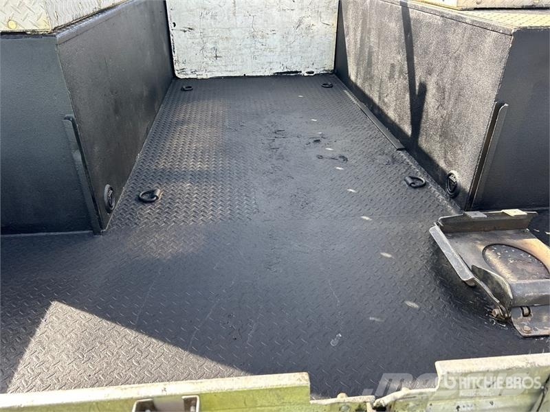 Ford F-550 XL 4x2 Utility Truck 皮卡车