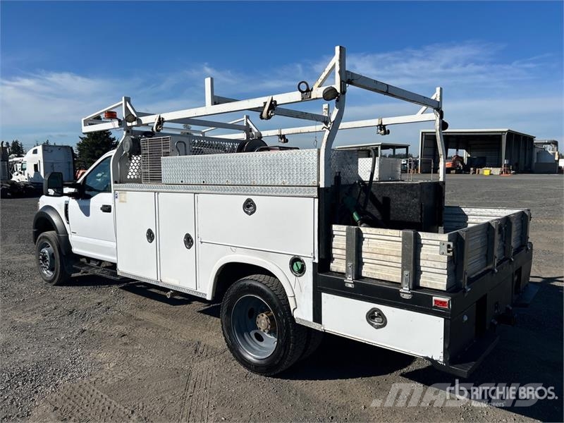 Ford F-550 XL 4x2 Utility Truck Prekucniki