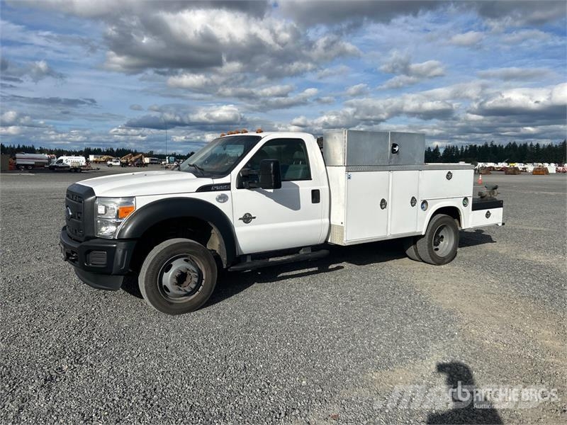 Ford F-550 XL 4x2 Utility Truck 픽업/드롭사이드