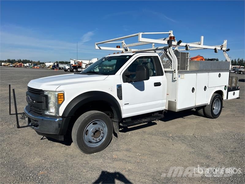 Ford F-550 XL 4x2 Utility Truck Prekucniki
