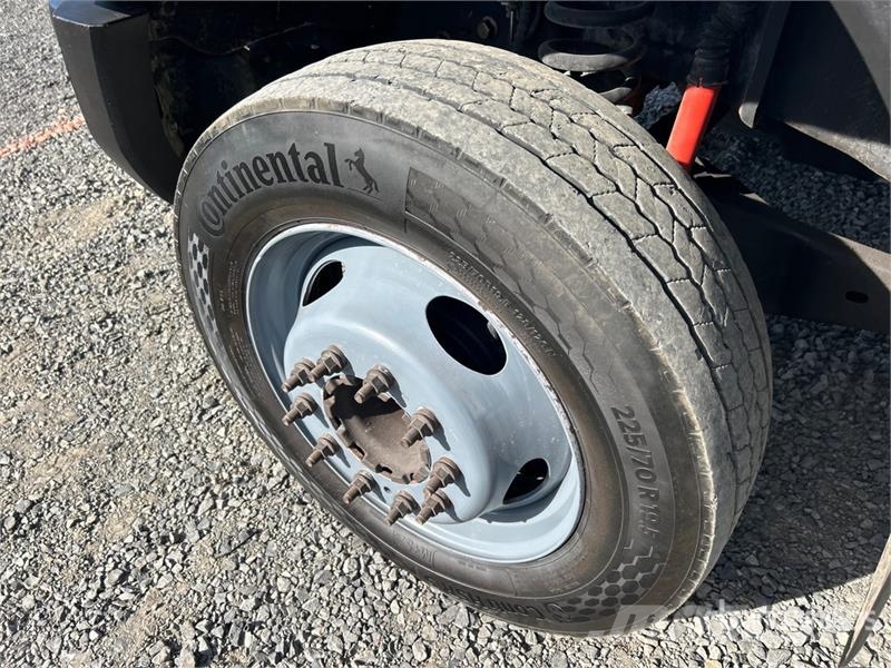 Ford F-550 XL 4x2 Utility Truck 皮卡车