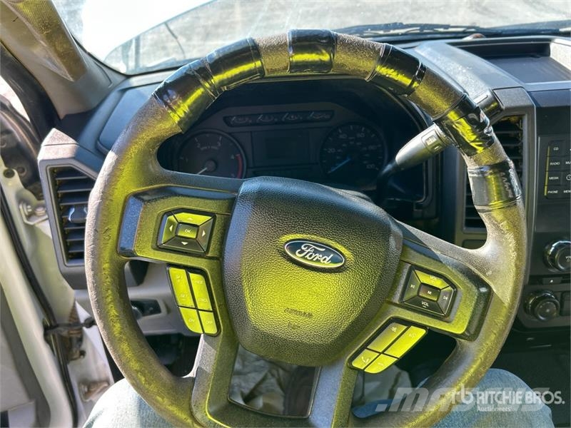 Ford F-550 XL 4x2 Utility Truck Prekucniki