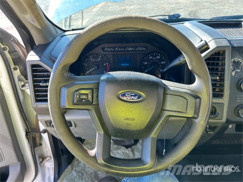 Ford F-550 XL 4x2 Utility Truck Prekucniki