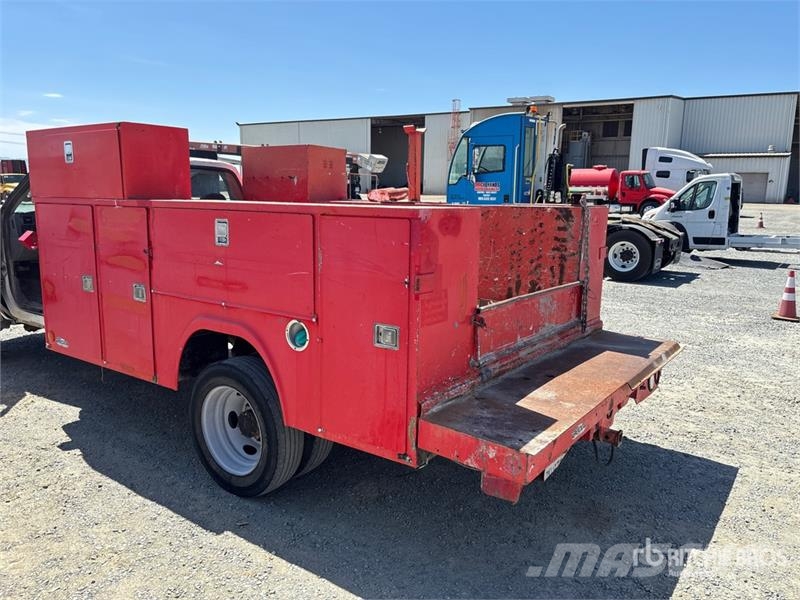 Ford F-550 XL 4x2 Utility Truck Bestelwagens met open laadbak