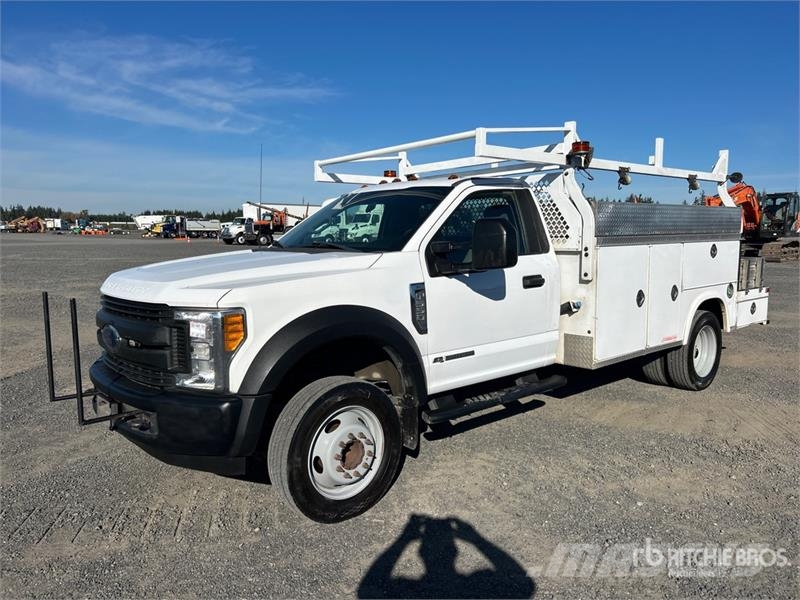 Ford F-550 XL 4x2 Utility Truck Prekucniki