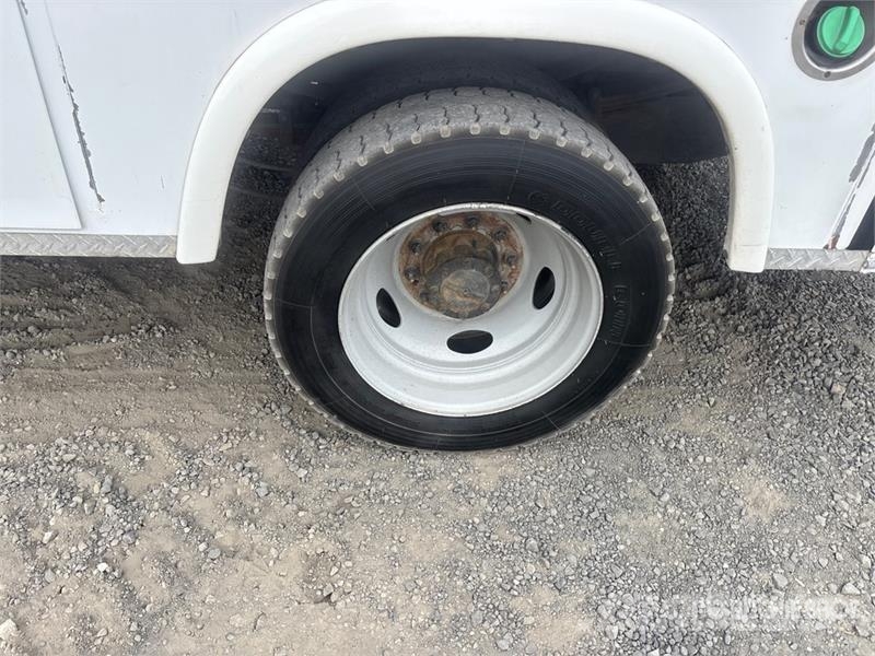 Ford F-550 XL 4x2 Utility Truck Prekucniki