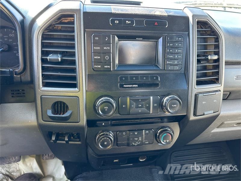 Ford F-550 XL 4x2 Utility Truck Prekucniki
