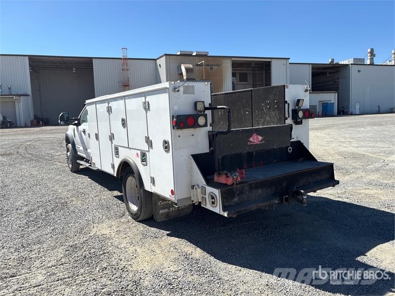 Ford F-550 XL 4x4 Extended Cab Utility Truck Lava-autot
