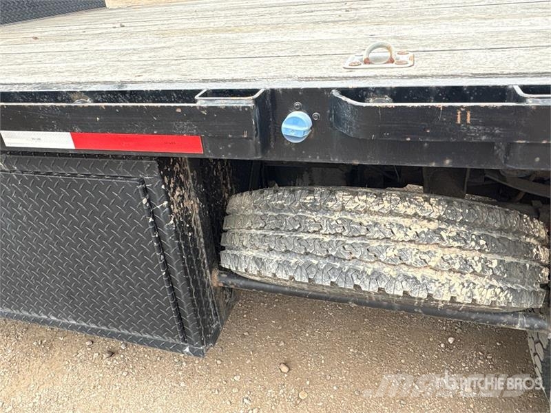 Ford F-550 XL 4x4 Flatbed Truck Kamioni sa otvorenim sandukom