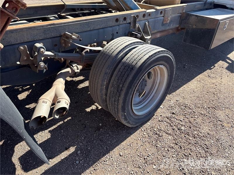 Ford F-550 XL 4x4 Flatbed Dump Truck Самосвал
