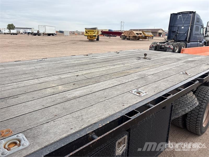 Ford F-550 XL 4x4 Flatbed Truck Kamioni sa otvorenim sandukom