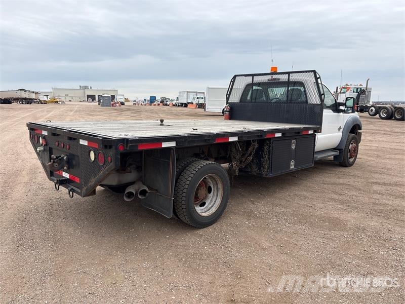 Ford F-550 XL 4x4 Flatbed Truck Kamioni sa otvorenim sandukom