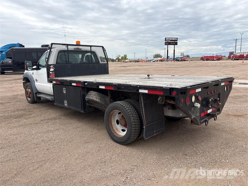 Ford F-550 XL 4x4 Flatbed Truck Kamioni sa otvorenim sandukom