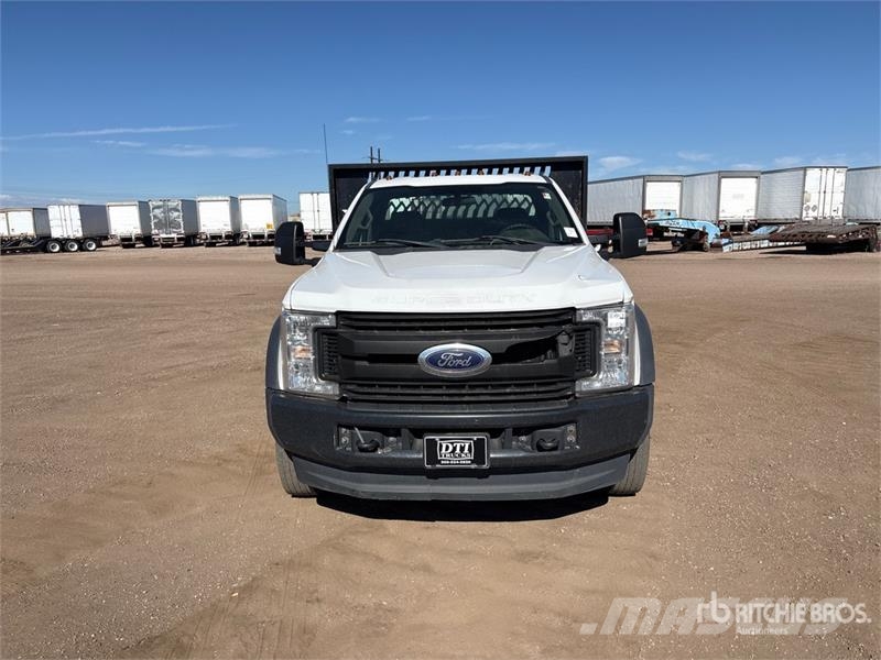 Ford F-550 XL 4x4 Flatbed Dump Truck Самосвал