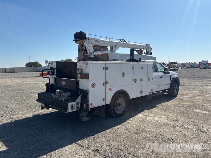Ford F-550 XL 4x4 Service Truck Veículos municipais / de uso geral