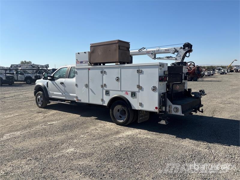 Ford F-550 XL 4x4 Service Truck Veículos municipais / de uso geral