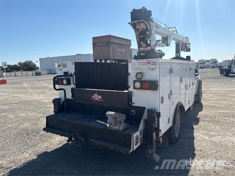 Ford F-550 XL 4x4 Service Truck Veículos municipais / de uso geral