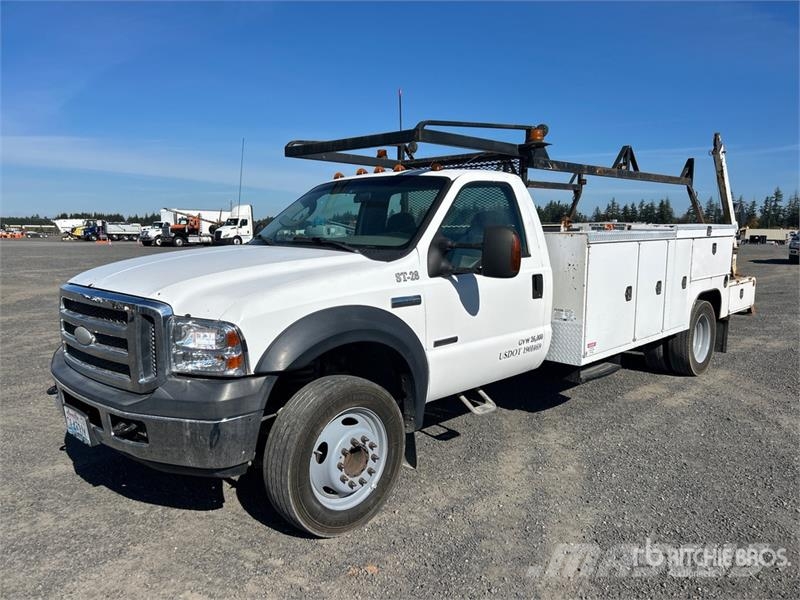 Ford F-550 XLT 4x2 Utility Truck Prekucniki