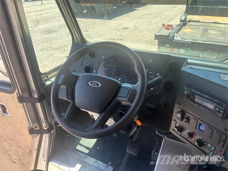 Ford F-59 4x2 Food Concession Truck その他トラック