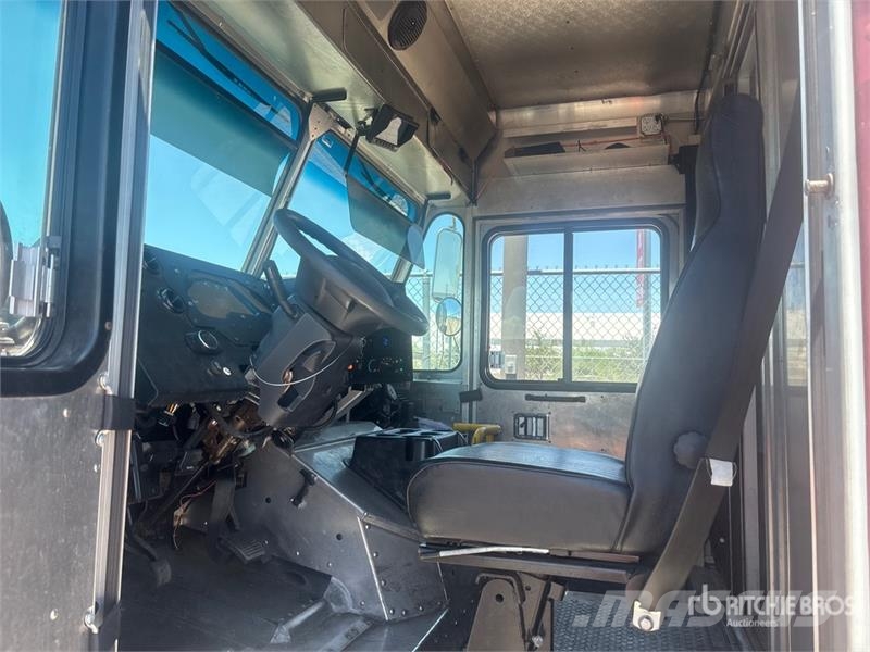Ford F-59 4x2 Food Concession Truck その他トラック