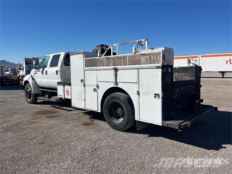 Ford F-650 皮卡.傳統半斗卡車/側卸板