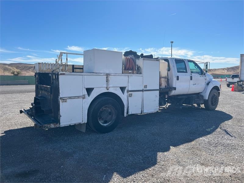 Ford F-650 皮卡.傳統半斗卡車/側卸板