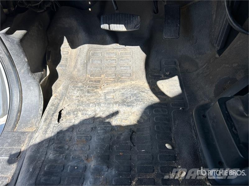 Ford F-650 4x2 Chipper Truck 碎木车