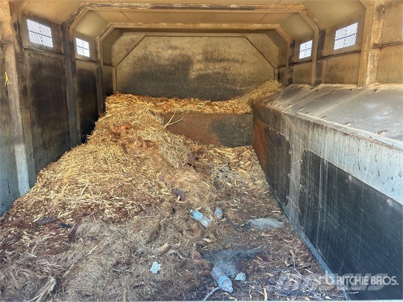 Ford F-650 4x2 Chipper Truck 碎木车