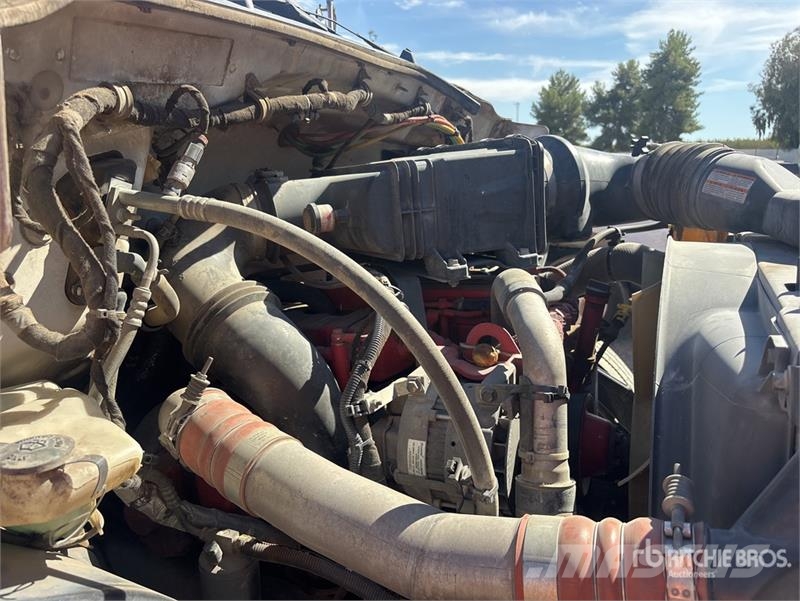 Ford F-650 4x2 Chipper Truck Hakkeveokid