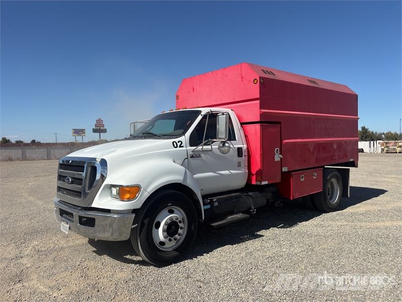 Ford F-650 4x2 Chipper Truck Hakkeveokid