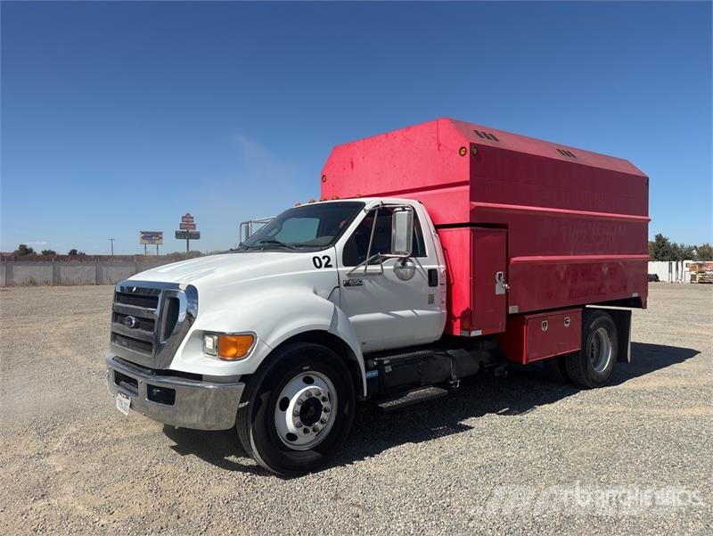 Ford F-650 4x2 Chipper Truck Hakkeveokid
