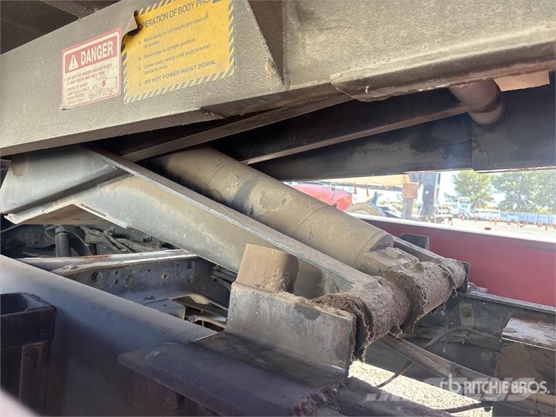 Ford F-650 4x2 Chipper Truck Hakkeveokid