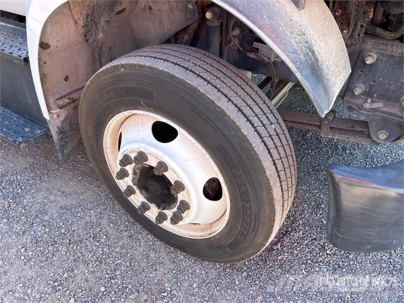 Ford F-650 4x2 Chipper Truck 碎木车