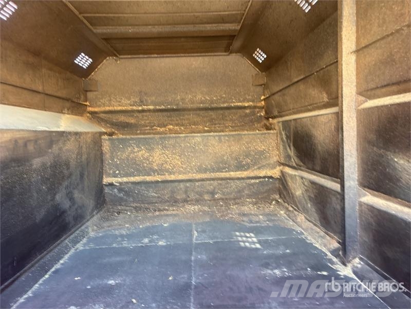 Ford F-650 4x2 Chipper Truck Hakkeveokid