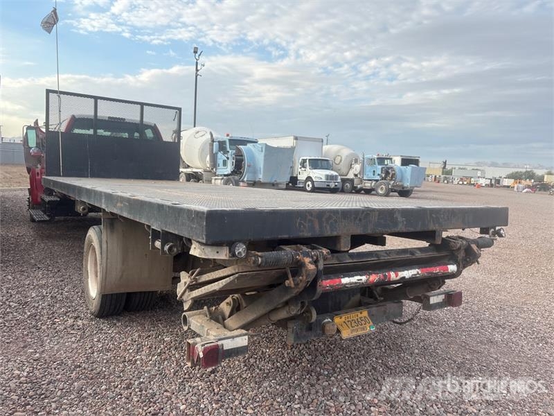 Ford F-650 4x2 Crew Cab Flatbed Truck (Inoperable) 平ボディー