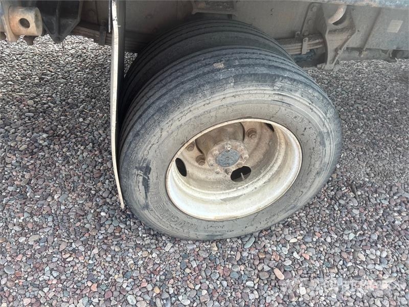 Ford F-650 4x2 Crew Cab Flatbed Truck (Inoperable) 平ボディー