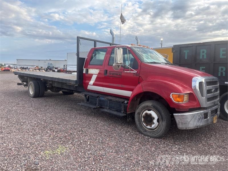 Ford F-650 4x2 Crew Cab Flatbed Truck (Inoperable) 平ボディー