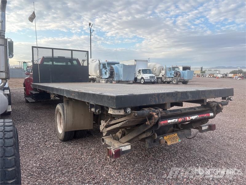Ford F-650 4x2 Crew Cab Flatbed Truck (Inoperable) 平ボディー