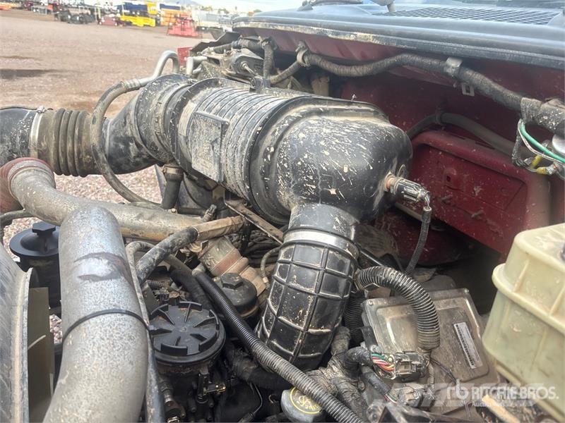 Ford F-650 4x2 Crew Cab Flatbed Truck (Inoperable) 平ボディー
