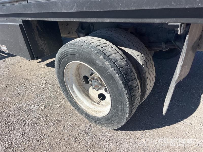 Ford F-650 4x2 Flatbed Truck Pritschenwagen/Pritschenwagen mit Seitenklappe