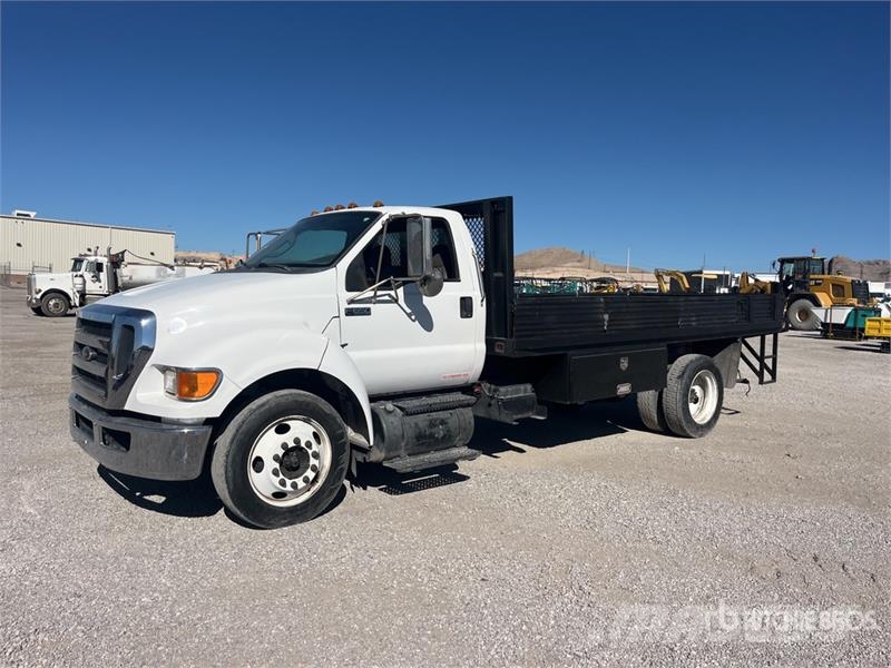 Ford F-650 4x2 Flatbed Truck Pritschenwagen/Pritschenwagen mit Seitenklappe