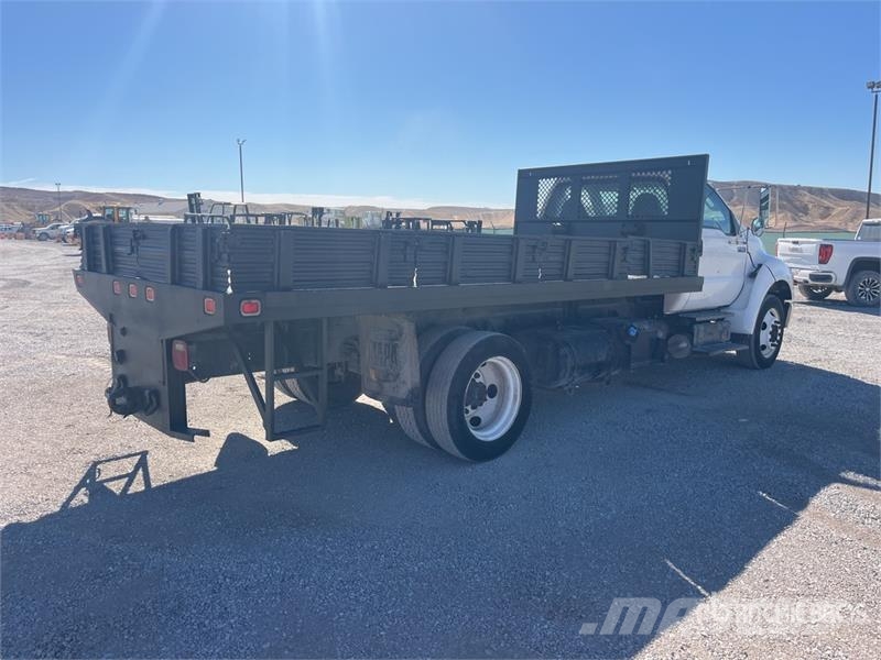Ford F-650 4x2 Flatbed Truck Pritschenwagen/Pritschenwagen mit Seitenklappe