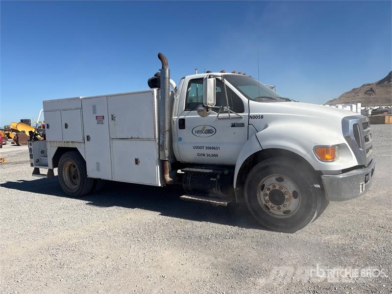 Ford F-650 4x2 Utility Truck Prekucniki