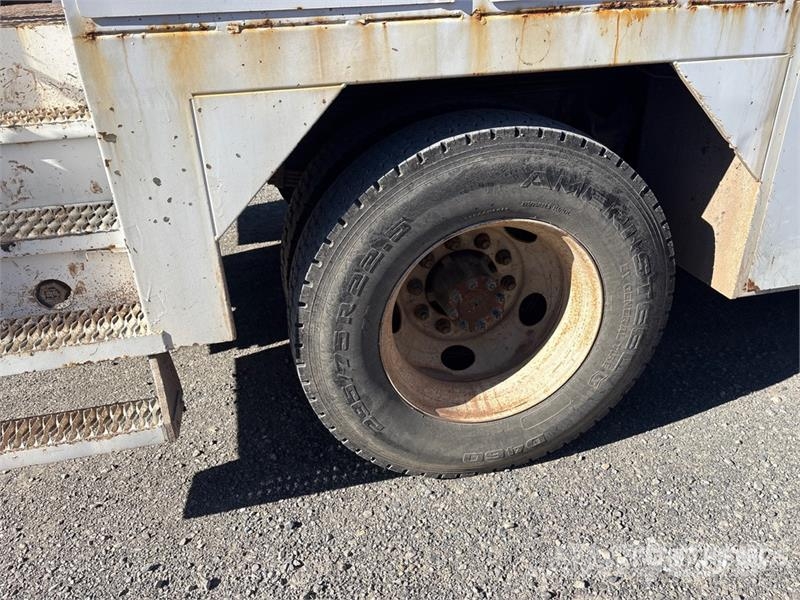Ford F-650 4x2 Utility Truck Prekucniki