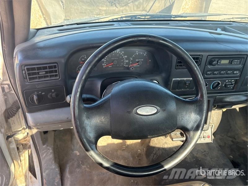 Ford F-650 4x2 Utility Truck Prekucniki