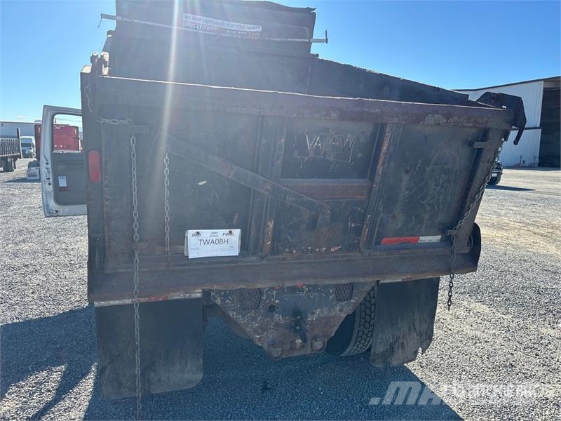 Ford F-650 XL 4x2 S/A Dump Truck 自卸式货车