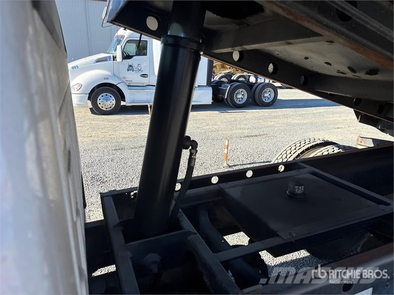 Ford F-650 XL 4x2 S/A Dump Truck 自卸式货车