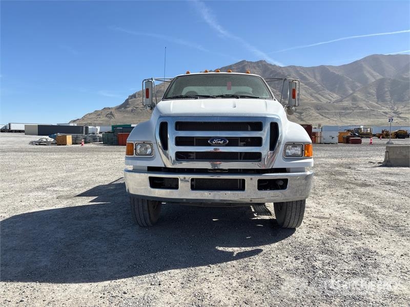Ford F-750 Tipper trucks